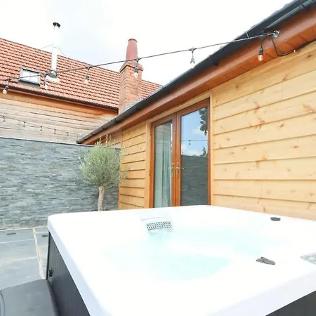 Cedar - Hopewell Holiday home